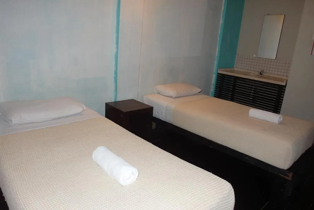 Number Eight Guesthouse Kuala Lumpur 2*,  Malaysia