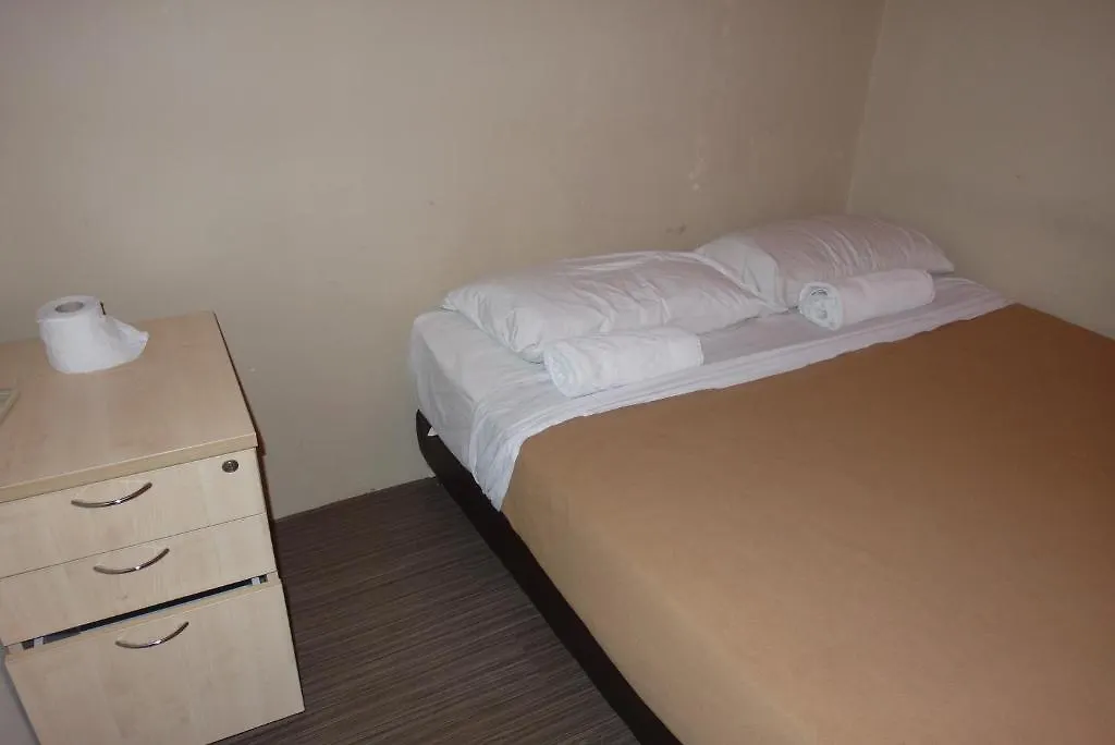 Number Eight Guesthouse Kuala Lumpur 2*,